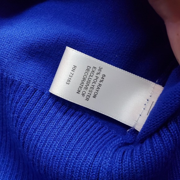 Cable & Gauge Sweater Womens Medium Royal Blue Jewel Beaded Knitted Slim Fit - Picture 7 of 8